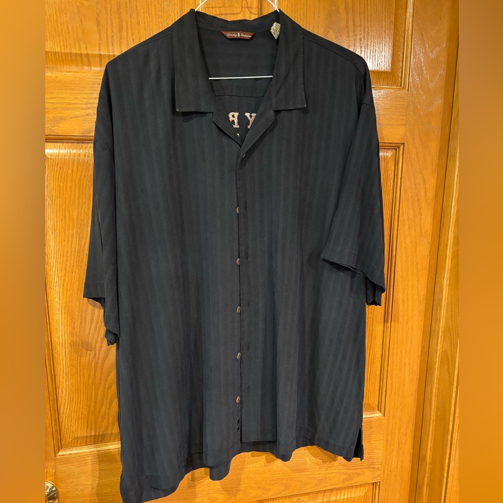 Tommy Bahama Dark Gray Casual Button Down Shirt